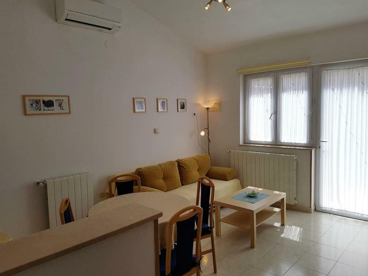 Apartman Vida 普拉 外观 照片